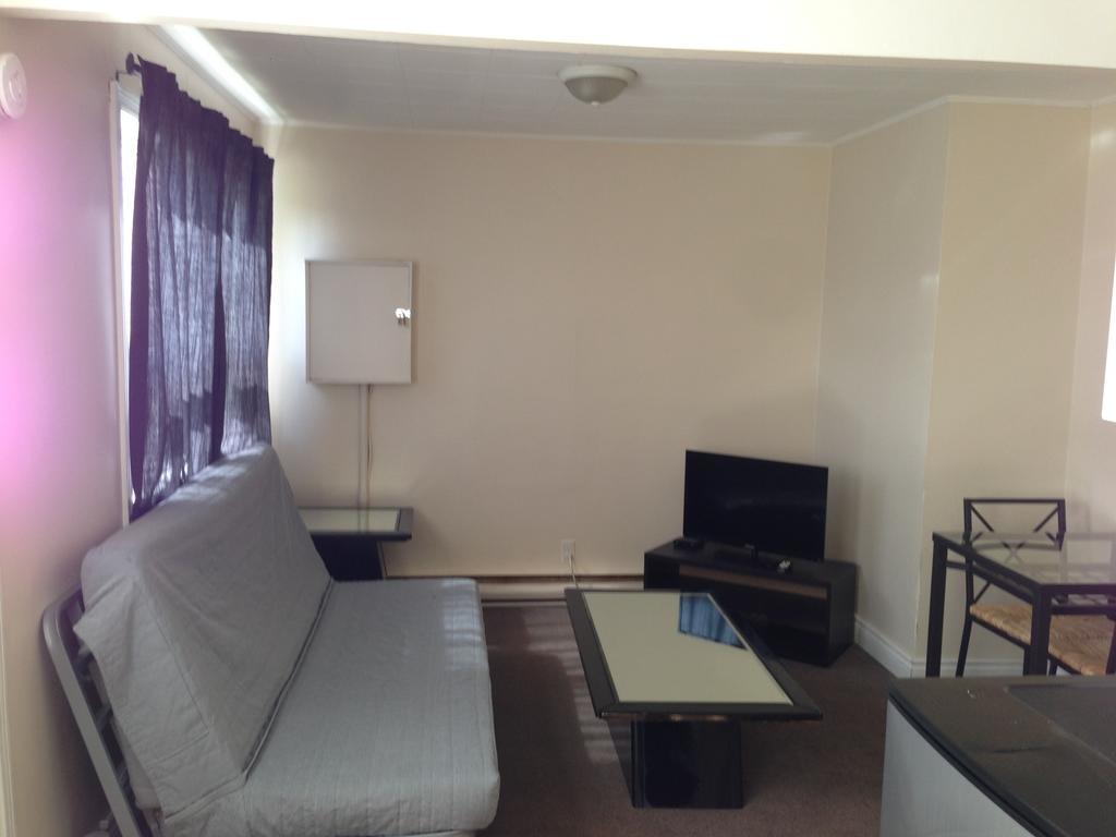 Ivy Motel Toronto Luaran gambar